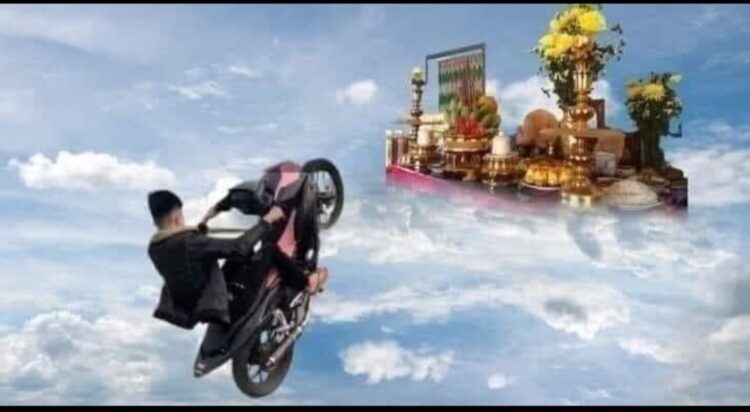 Nam báo thủ chạy exciter bốc đầu lên thẳng bàn thờ trên mây
